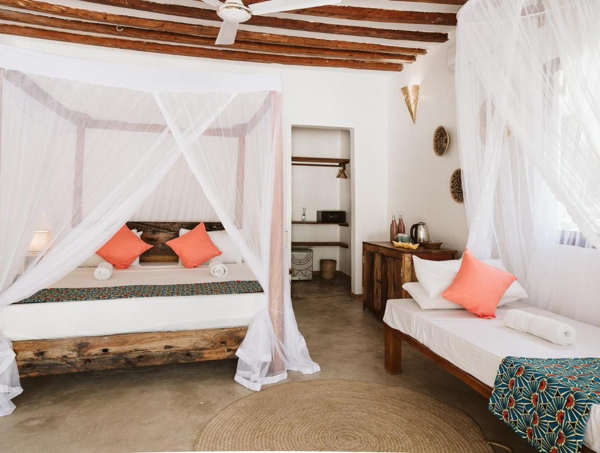 Joy Of Zanzibar Hotel Michamvi Eksteriør billede